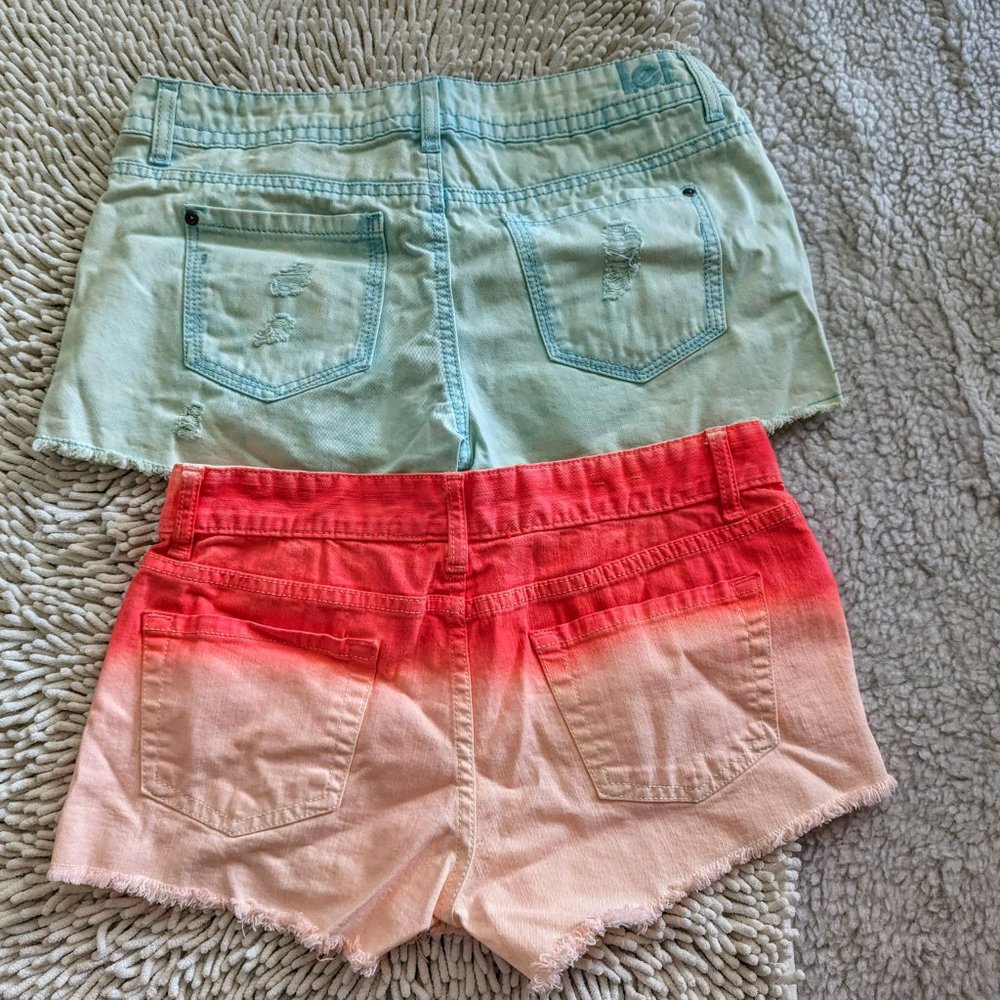 Bundle Of Two (2) Lei & Mossimo Size 9 Shorts - image 2